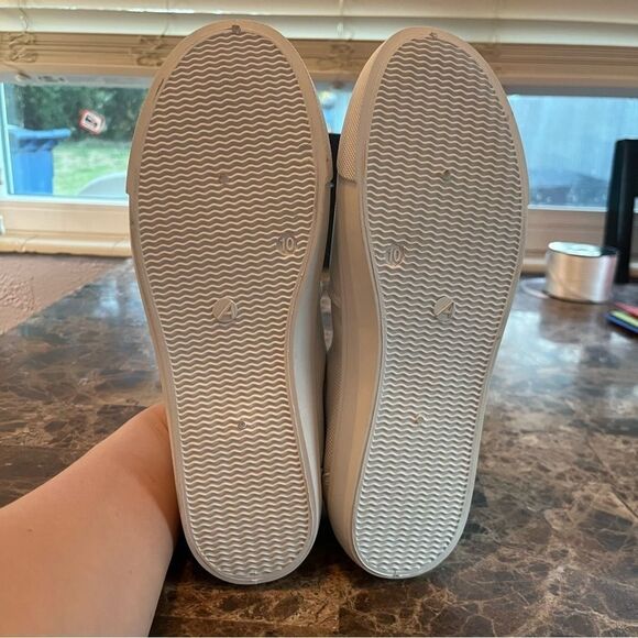 Ardene Women's MAT+ Comfort Cream Slide On Shoes Size 10 - Picture 9 of 13